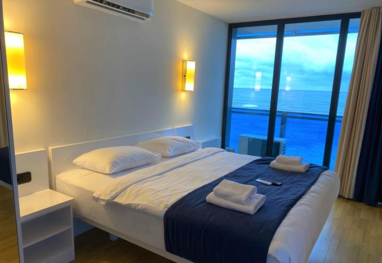 Aparthotel In Orbi City Батумі Екстер'єр фото