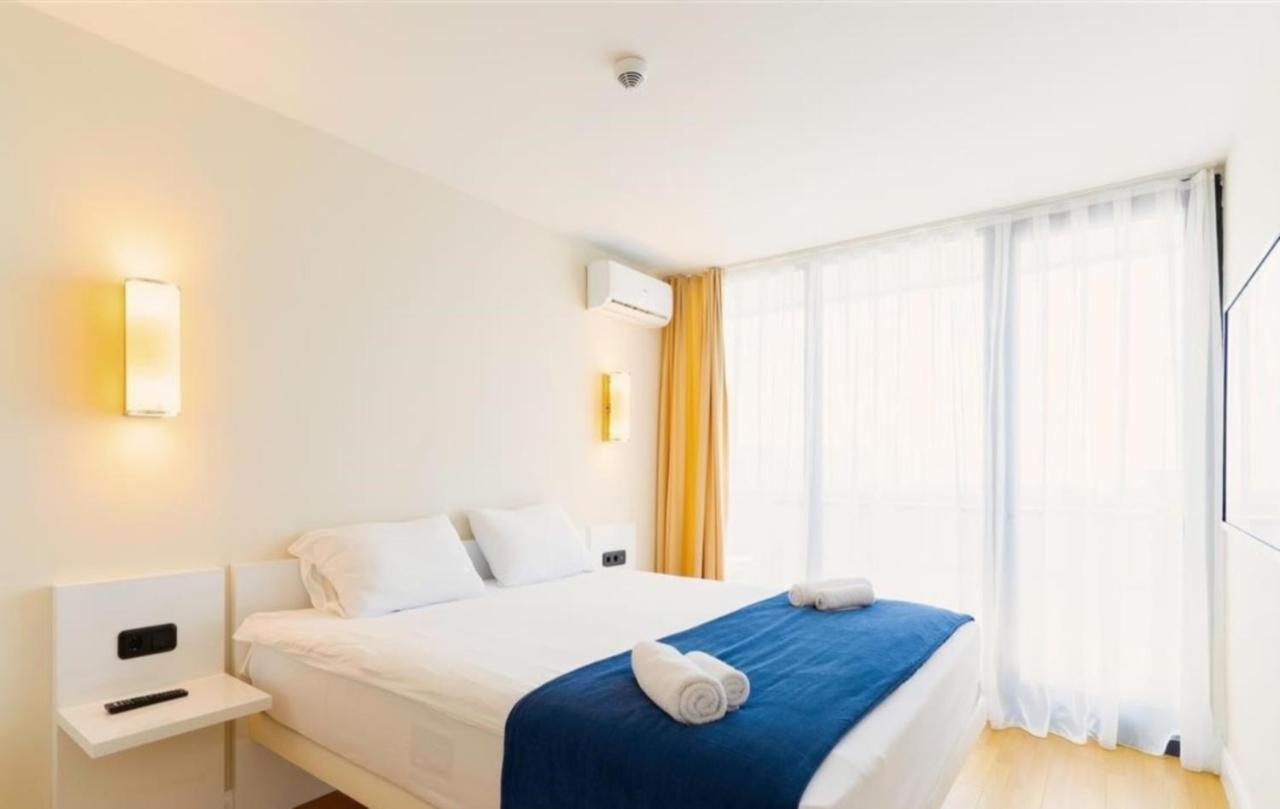 Aparthotel In Orbi City Батумі Екстер'єр фото