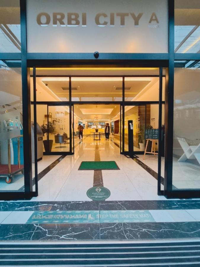Aparthotel In Orbi City Батумі Екстер'єр фото