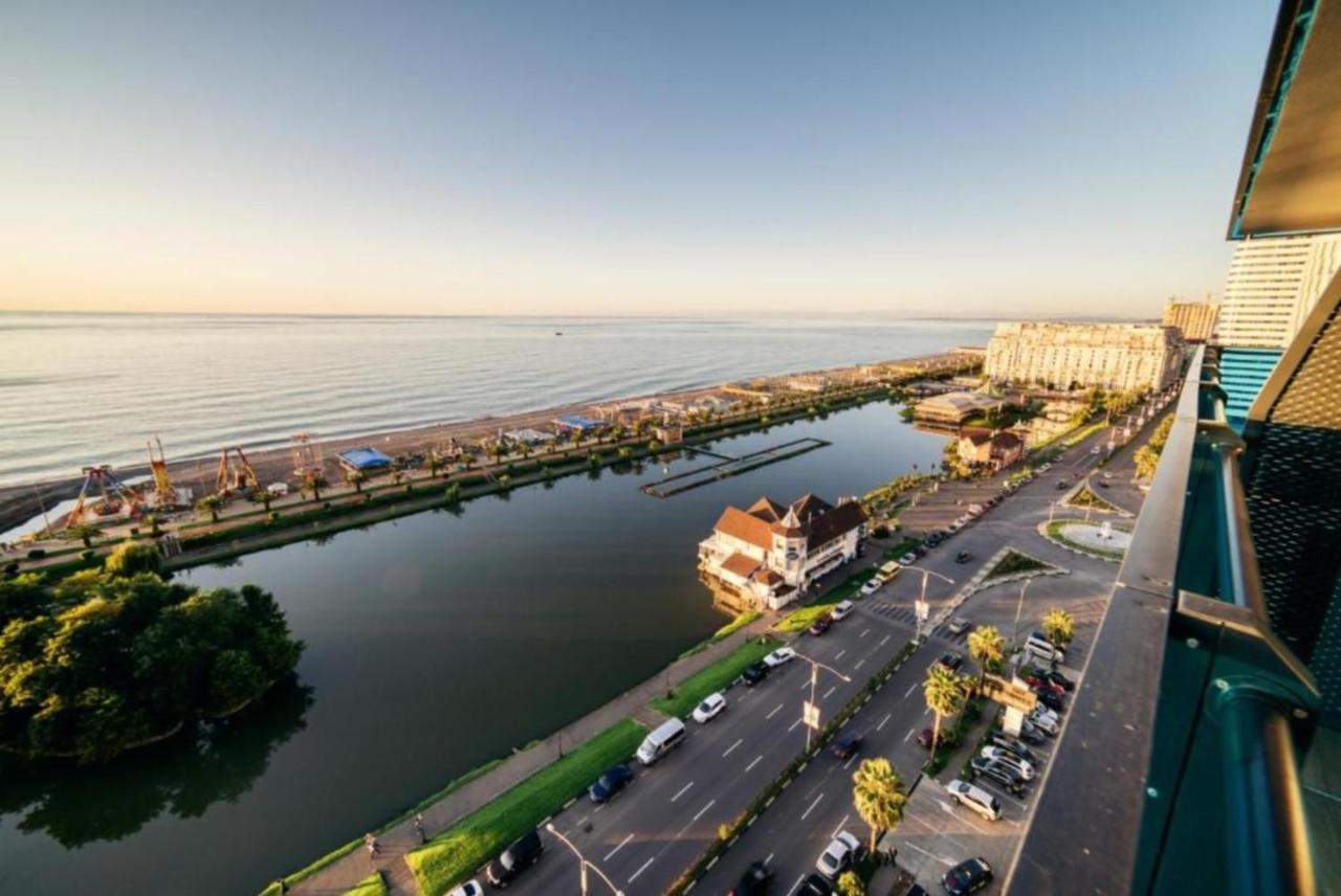 Aparthotel In Orbi City Батумі Екстер'єр фото