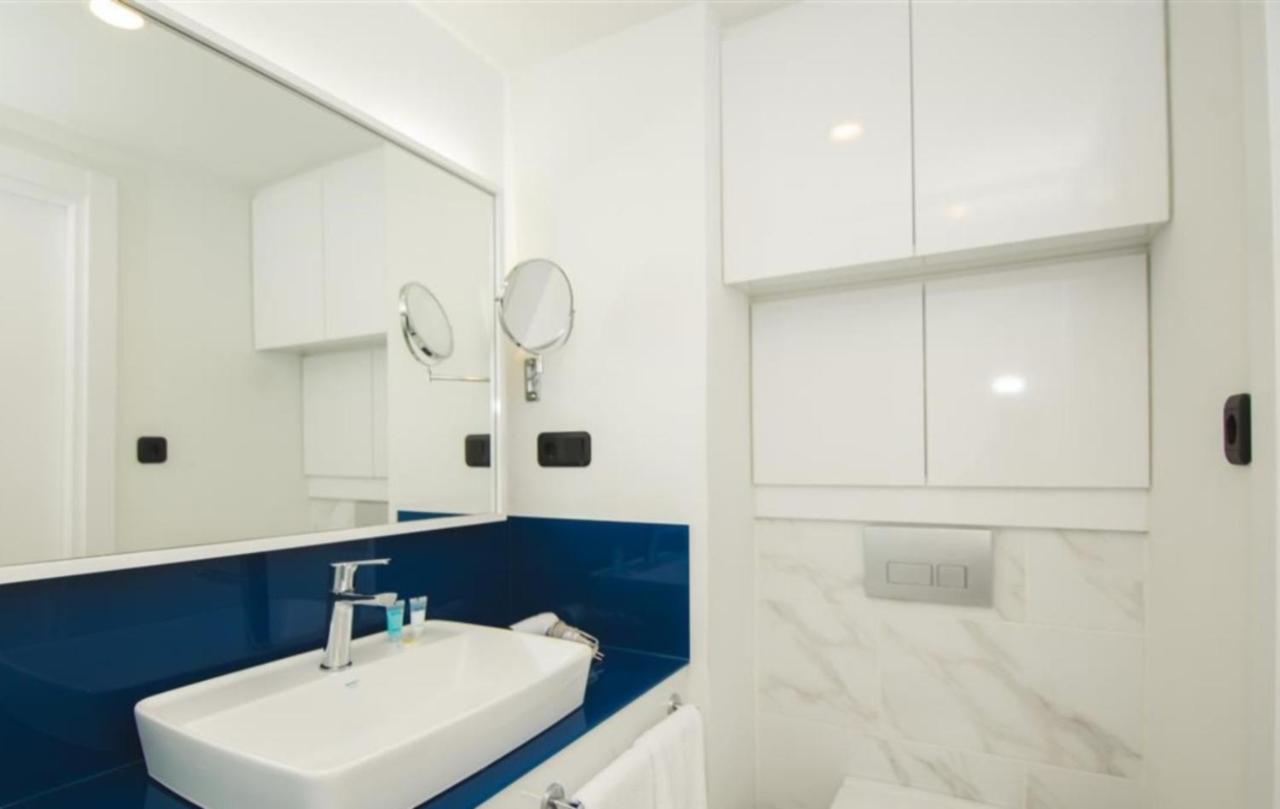 Aparthotel In Orbi City Батумі Екстер'єр фото
